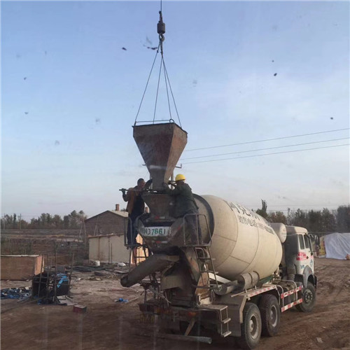 北京“精准瞄准”—— 吊车的 “定位导航” 技术